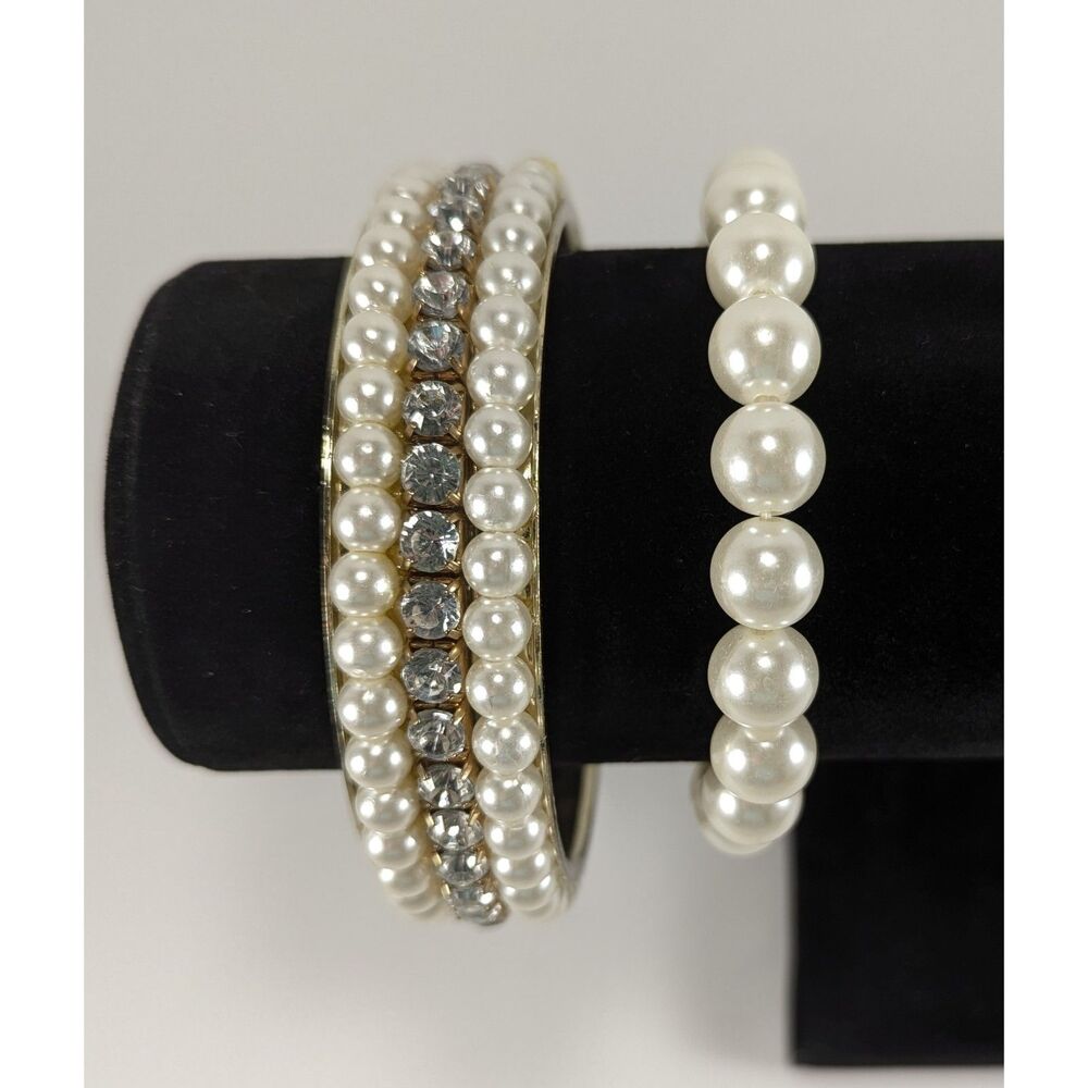 Pearl Rhinestone Bangle
